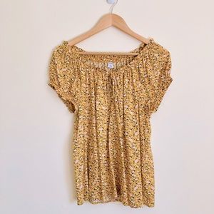 Women’s Old Navy Gold Floral Peasant Blouse